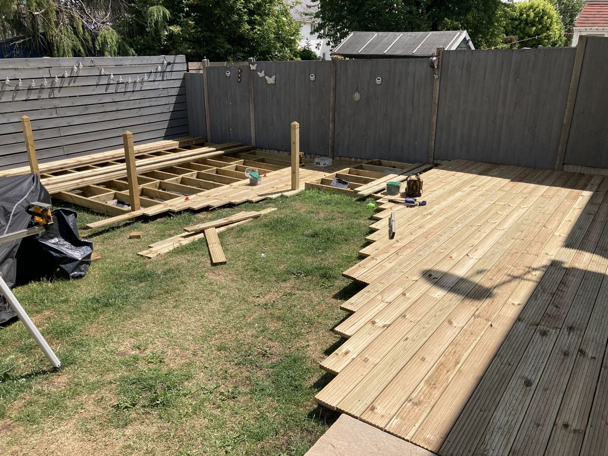 Triple-level deck in Cardiff: started to board the top level
