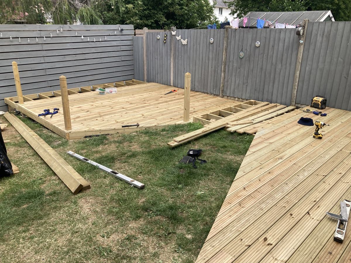 Triple-level deck in Cardiff: two levels boarded