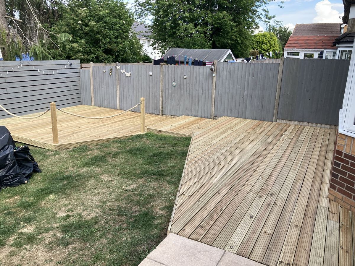 Triple-level deck in Cardiff: all three levels boarded